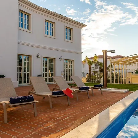 Zara By Interhome וילה *